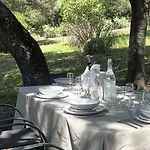 Deux Mini Distancees 10 Metres Pour 6 Personnes Villa *