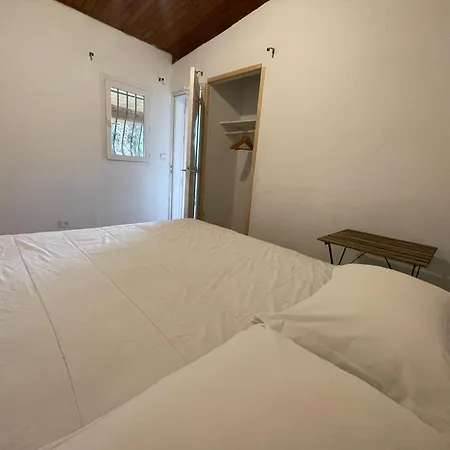 Petite T1 Florent Corse Sur Magnifique Terrain Arboré 5 Minutes Des Plages Et Du Port De Plaisance Villa